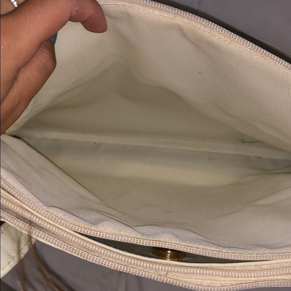 Purse - Picture 4 of 7